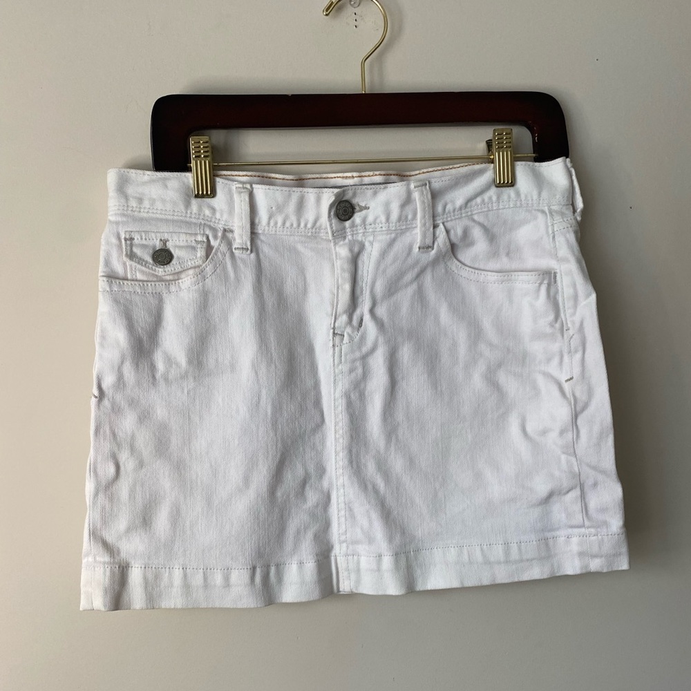 White Jean skirt size 4 denim old navy stretch cotton blend womens short mini